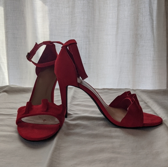 Suede Bright Red Heels with Ruffle, Size W6 - Picture 2 of 5
